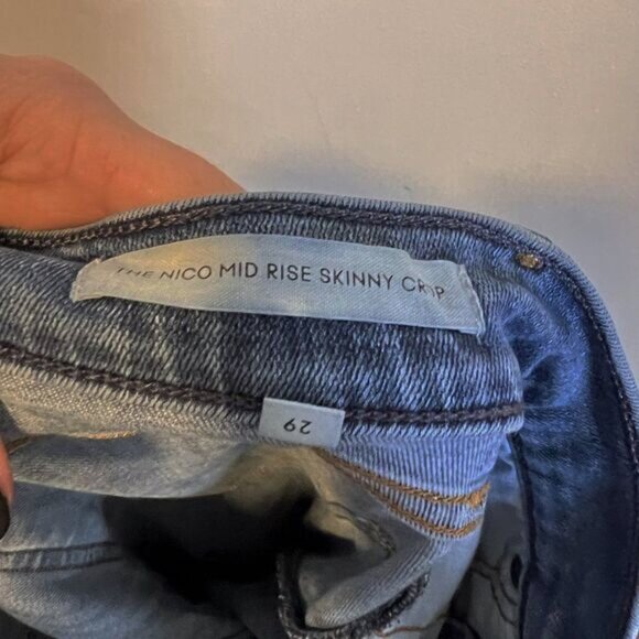 Aritzia Denim Forum The Nico Mid Rise Skinny Crop Raw Hem Jeans - Picture 7 of 8